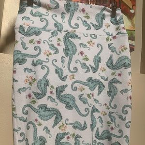 Rare lularoe Cassie skirt - seahorses